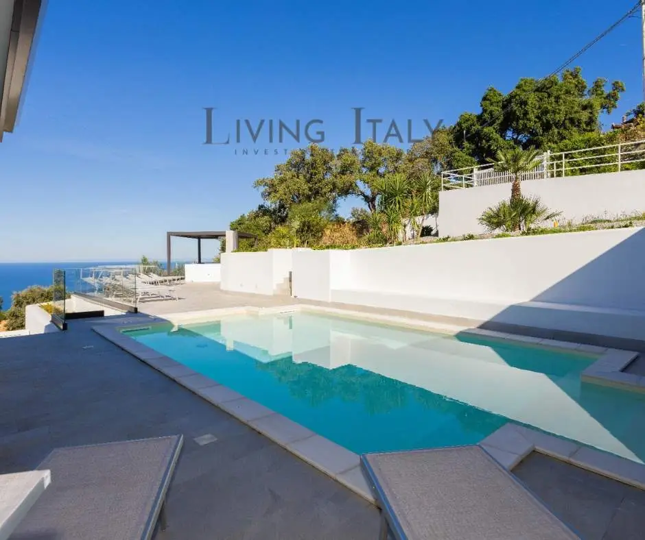 luxury villa for sale in Cefalù