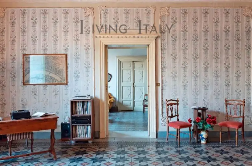 historic property in Caltagirone