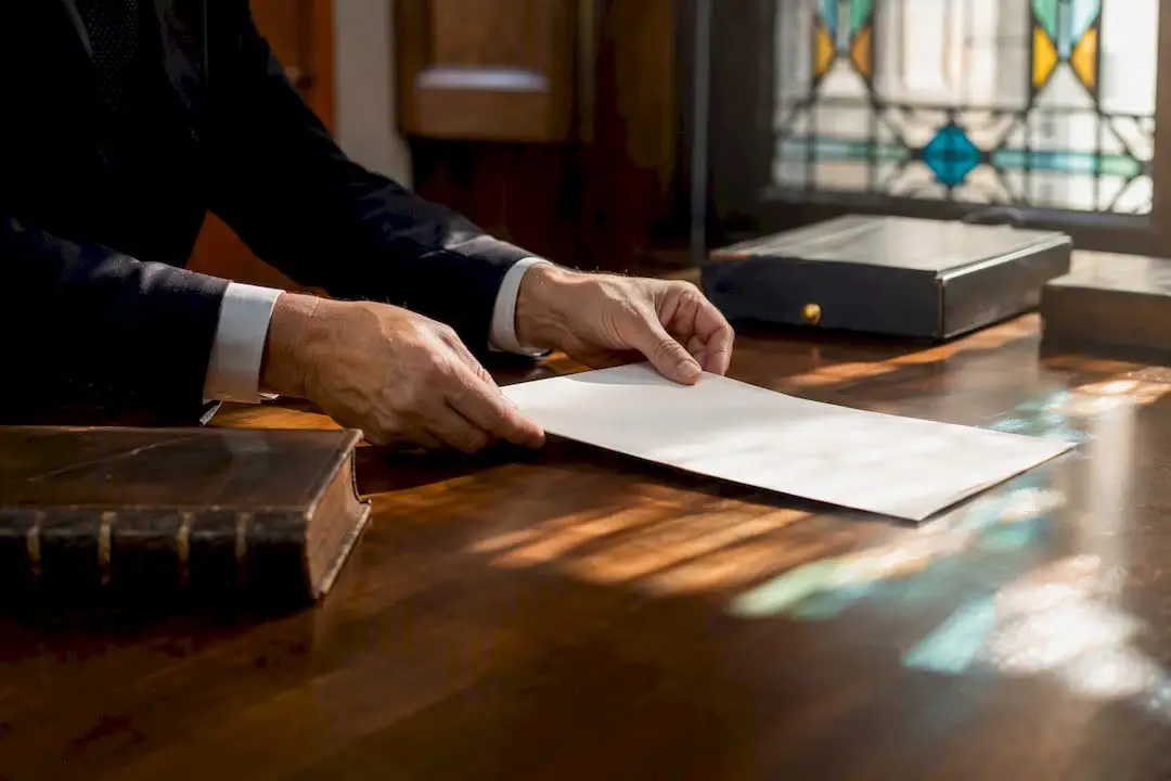 Notary stamping Italian property contract